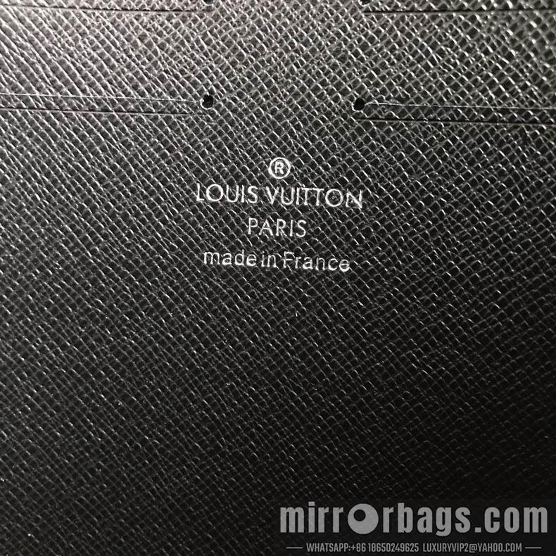 LV Replica Bags Pochette Voyage M30187 27x21 cm gf