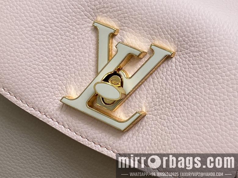 LV Replica Bags Lockme M21088 23x17x10cm gf