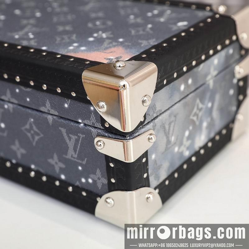 LV Replica Bags LV M4700B 34x18x11cm QS-2