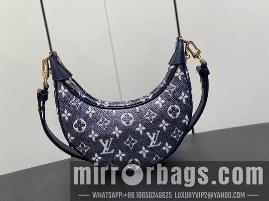 LV Replica Bags Loop M22928 23x13x6cm gf2色