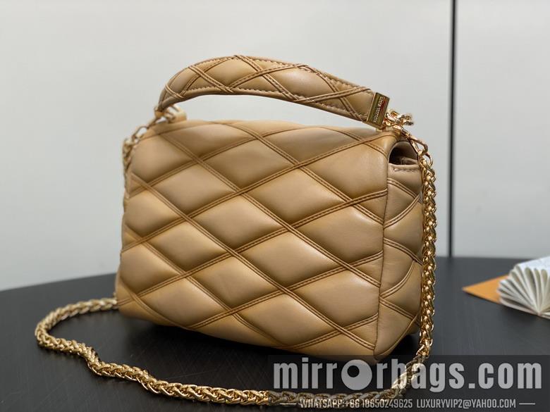 LV Replica Bags Twist M22891 23x16x10cm gf2.