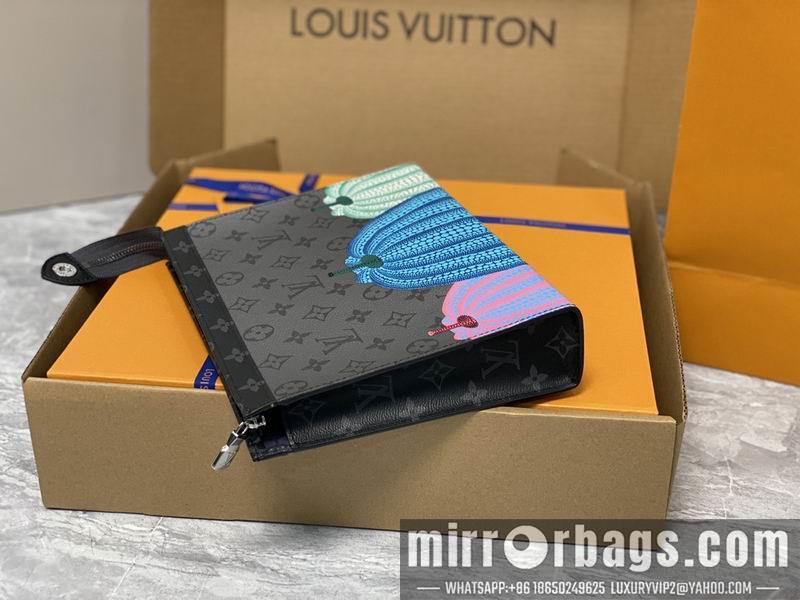 LV Replica Bags Pochette Voyage M81973 27x21x3cm gf