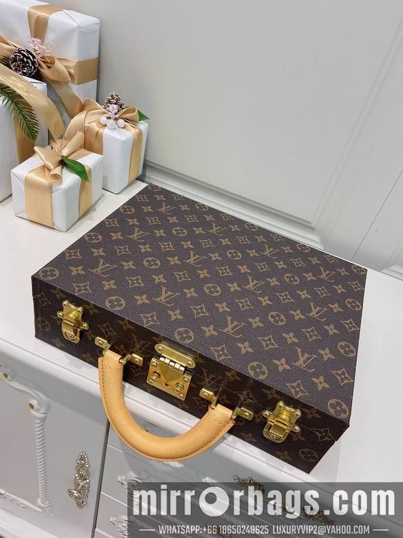 LV Replica Bags M4700TSZB 34X25X10cm QS 3