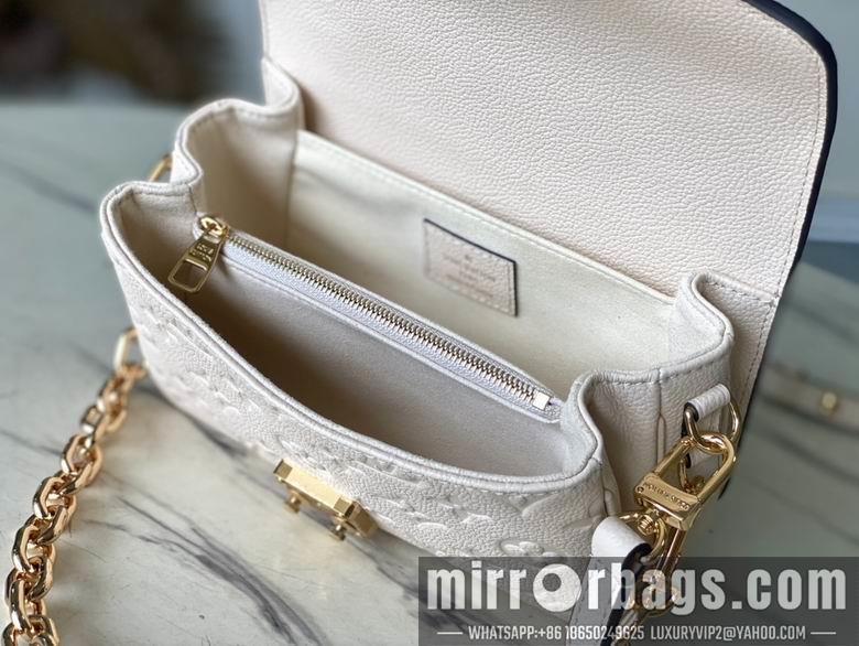 LV Replica Bags Pochette Metis M22942 21.5x13.5x6cm gf