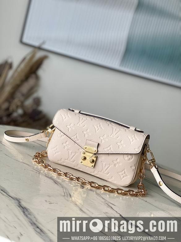 LV Replica Bags Pochette Metis M22942 21.5x13.5x6cm gf