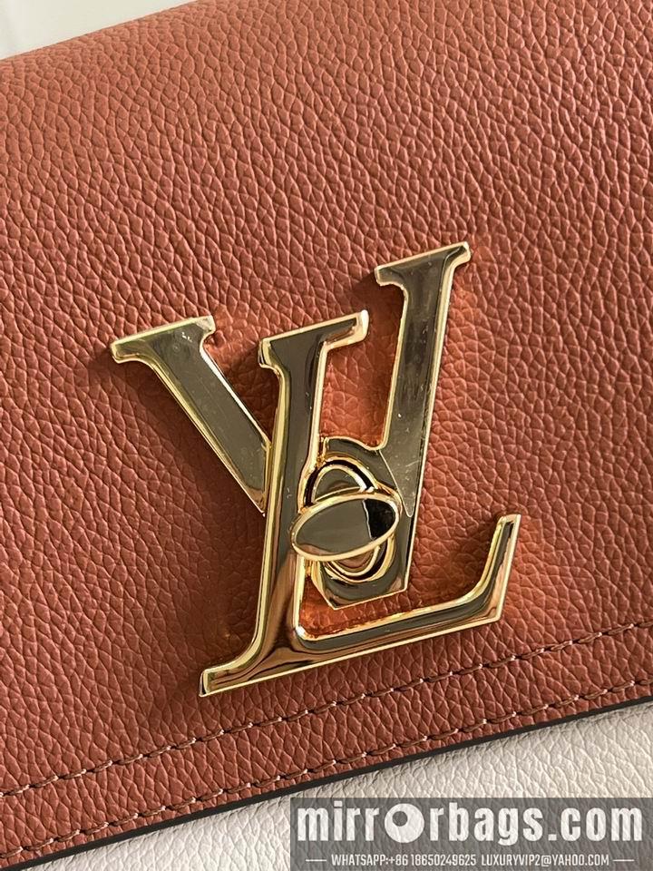 LV Replica Bags Lockme M58557 19x13x8cm gf