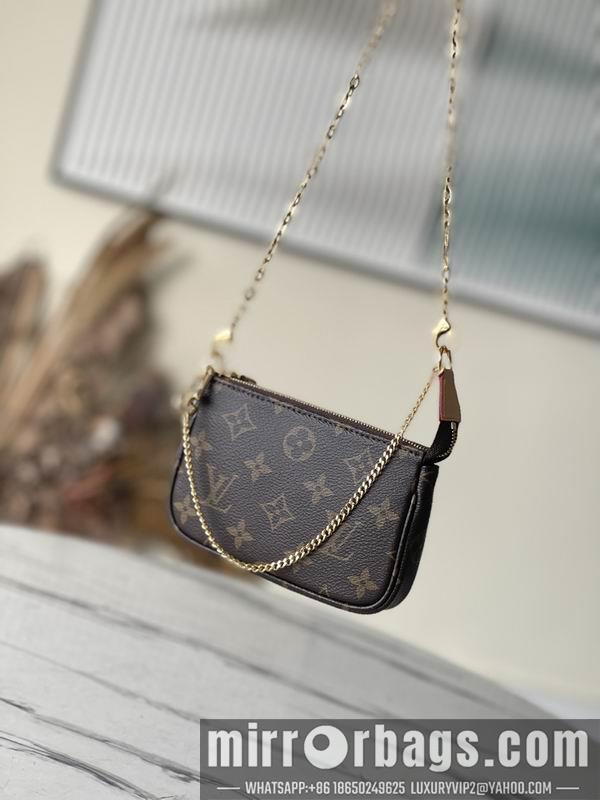 LV Replica Bags Pochette Acc M82510 15.5x10.5x4cm gf