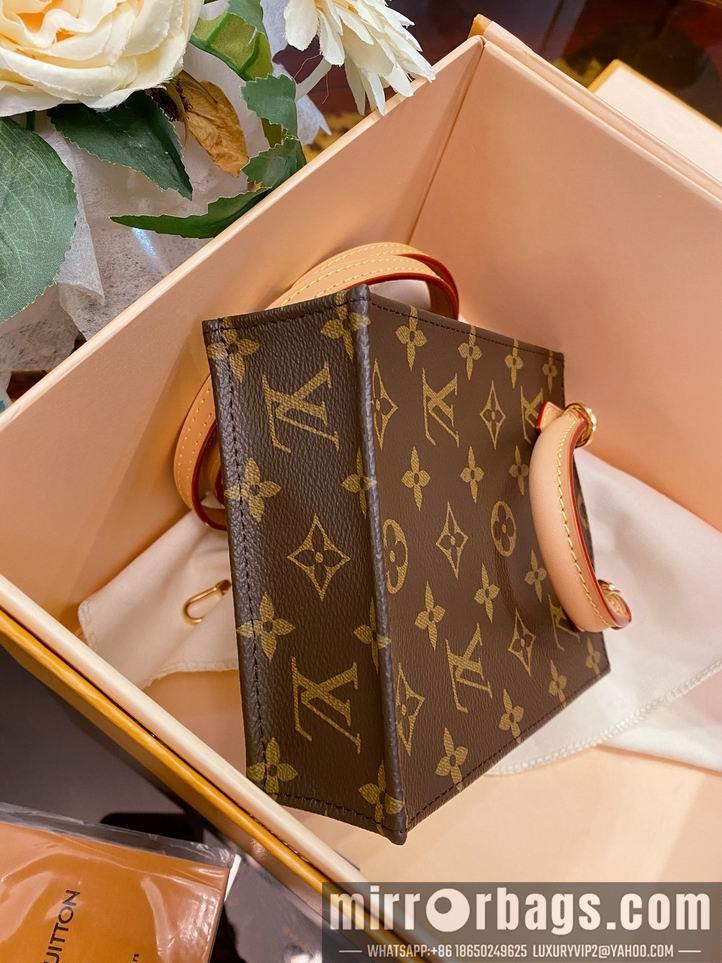 LV Replica Bags Sac Plat M81295 14x17x5cm gf