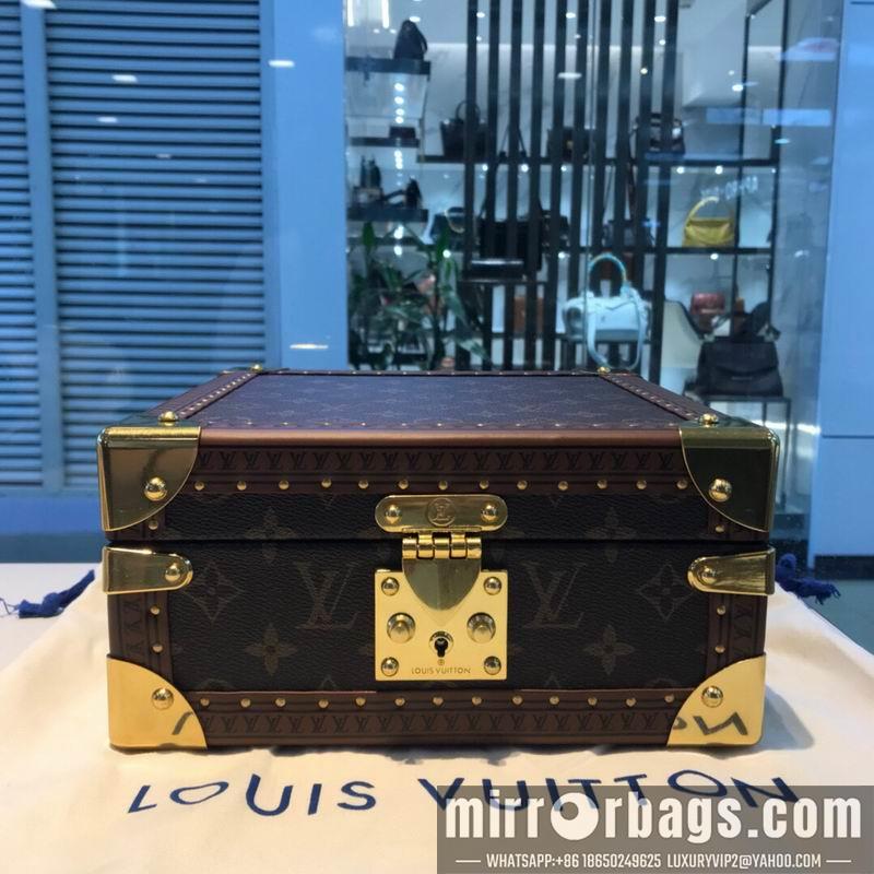 LV Replica Bags LV M4700SP 23x23x11cm QS-7