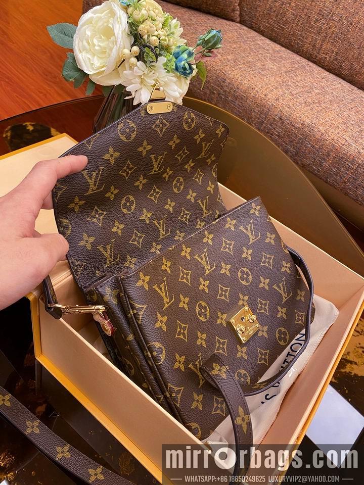 LV Replica Bags Pochette Metis M44875 25x19x9cm gf