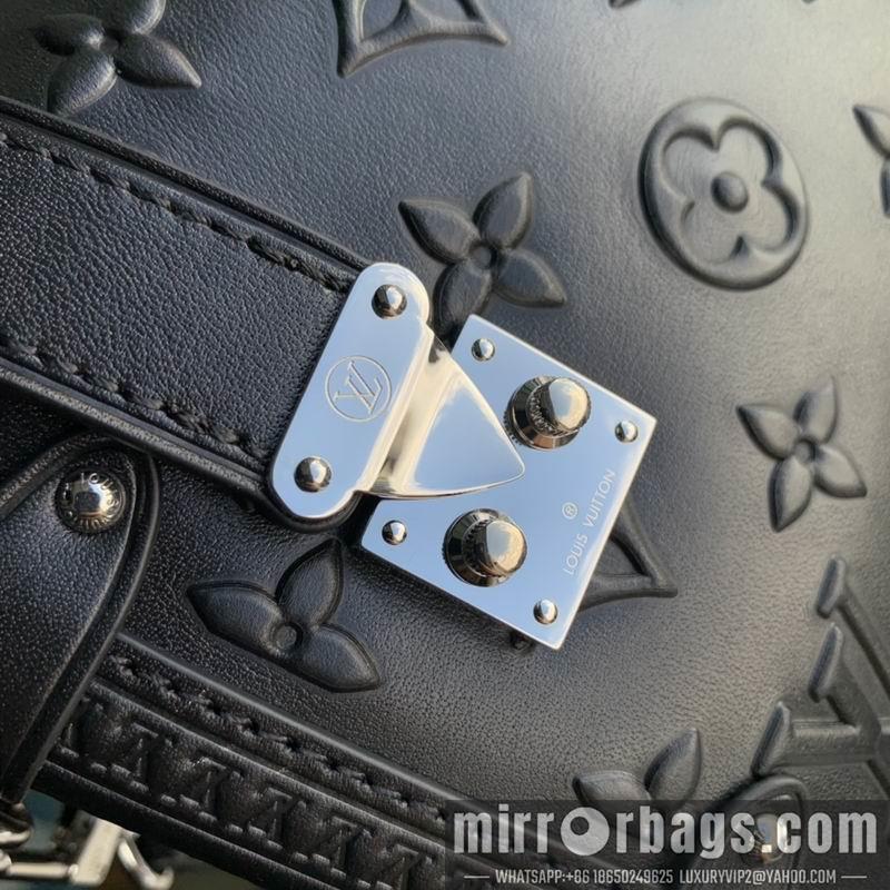 LV Replica Bags Petite Malle M21709全皮黑 21x14x6cm gf