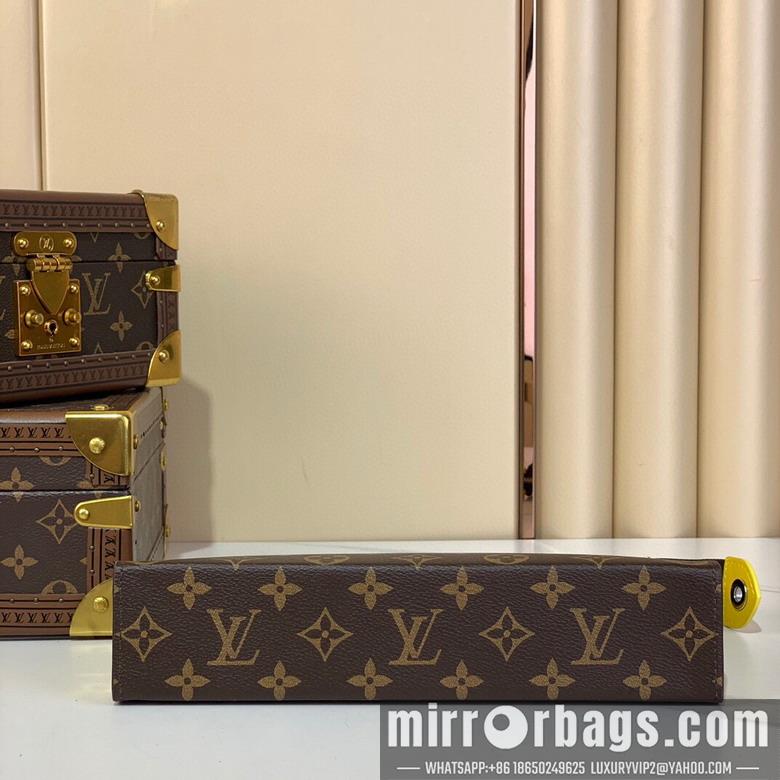 LV Replica Bags Voyage m12817 21x6x27cm gf2