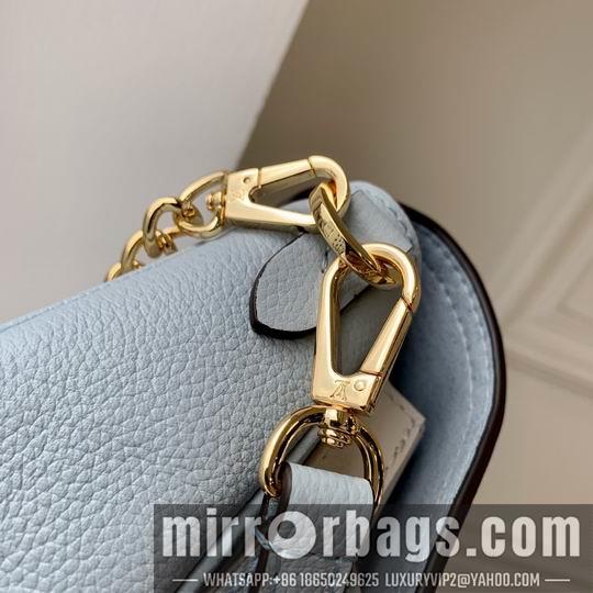 LV Replica Bags Lockme Tender M59984 19x13x8cm gf