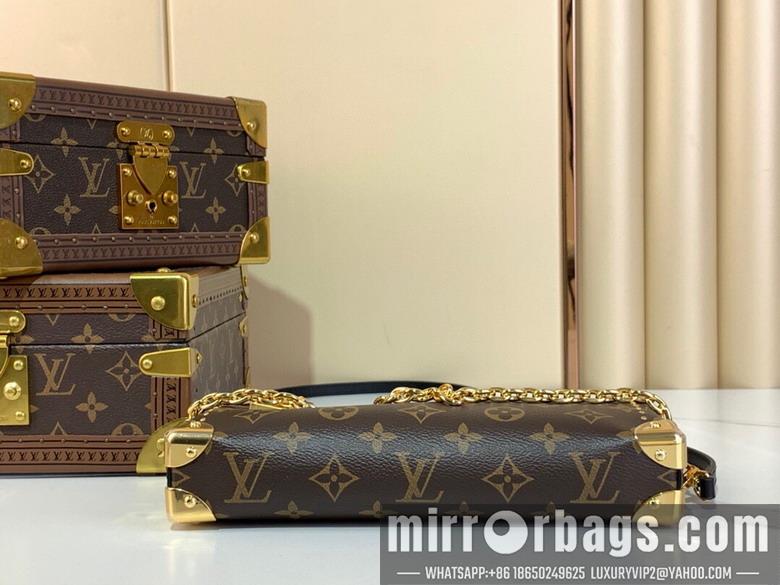 LV Replica Bags Slim Trunk M13147 23x12x4cm gf