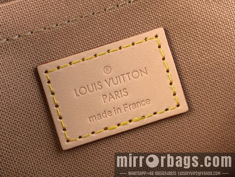 LV Replica Bags Speedy M24598 18x12x10cm gf1.