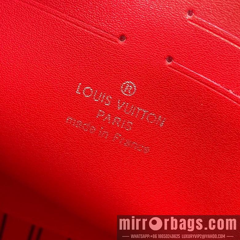 LV Replica Bags Voyage m12817 21x6x27cm gf