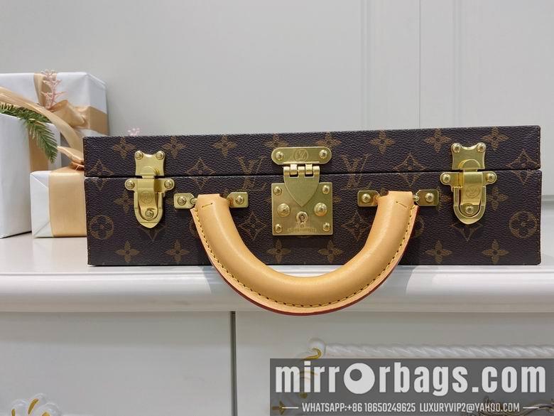 LV Replica Bags M4700TSZB 34X25X10cm QS 2