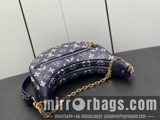 LV Replica Bags Loop M22928 23x13x6cm gf2色