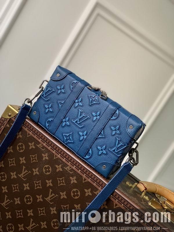 LV Replica Bags Soft Trunk M81776蓝 黑22.5x14x5cm gf