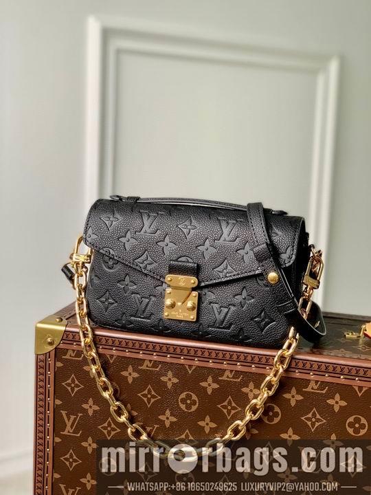 LV Replica Bags Pochette Metis M46595 21.5x13.5x6cm gf