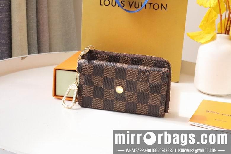 LV Replica Bags M69431 13X9.5X2.5cm YG 3