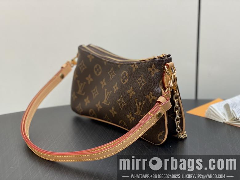 LV Replica Bags Pochette M83008 9.6x5.3x2.6cm gf