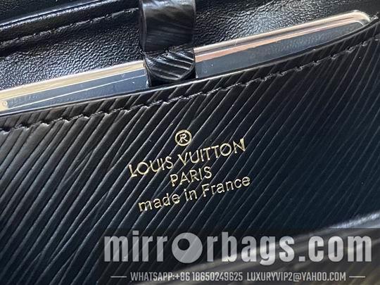 LV Replica Bags Twist M83077 19x10.5x6.5cm gf