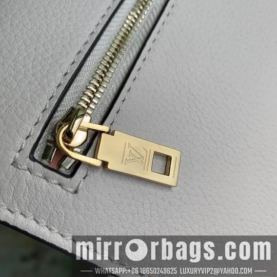 LV Replica Bags My Lockme M22190 22.5x17x5.5cm gf