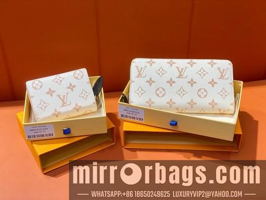 LV Replica Bags Zippy M83093 19.5x10.5x2.5cm gf