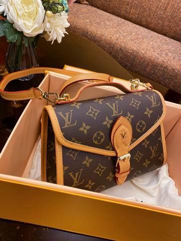 LV Replica Bags M44919 23.5x18x9cm gf