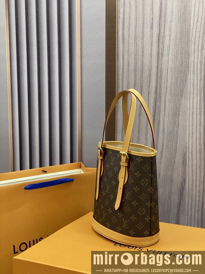 LV Replica Bags M42238 23x15x26 cm gf