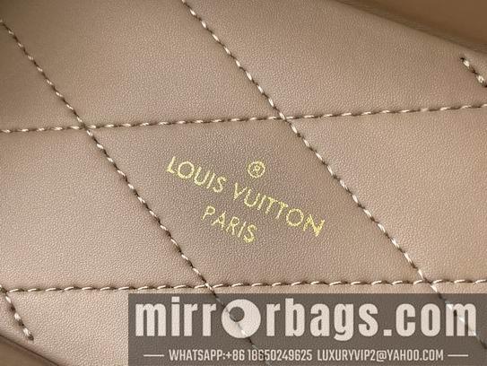 LV Replica Bags the Camera Box M10115 16x13x7.5cm gf1