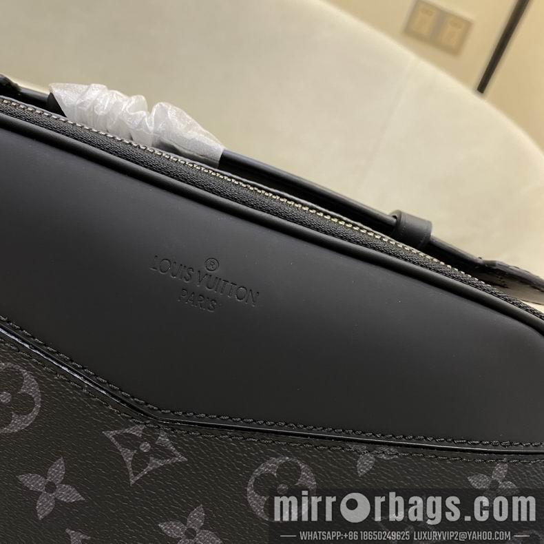 LV Replica Bags Explorer M42906 28x18x5 cm gf