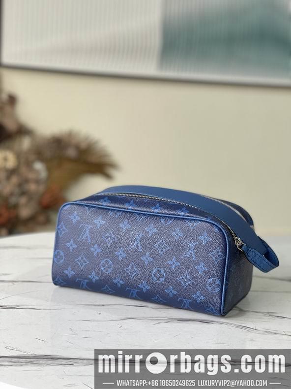 LV Replica Bags Dopp Kit M30849 28x15x16.5 cm gf