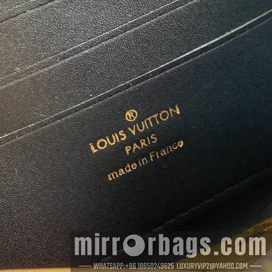 LV Replica Bags Trunk Vertical M63913 11x19x3.5cm gf