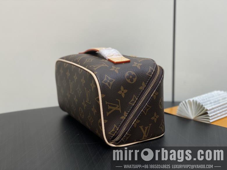 LV Replica Bags Toiletry M11750 24x13x13cm gf3