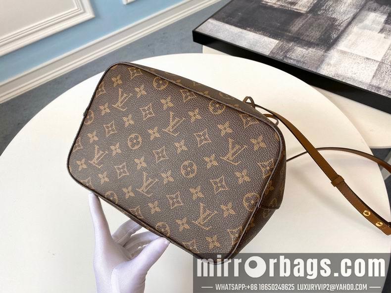 LV Replica Bags Gaston M44887 26x26x17.5 cm gf