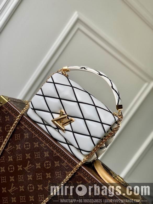 LV Replica Bags ZSTGO M22890 M22891 23x16x10cm gf