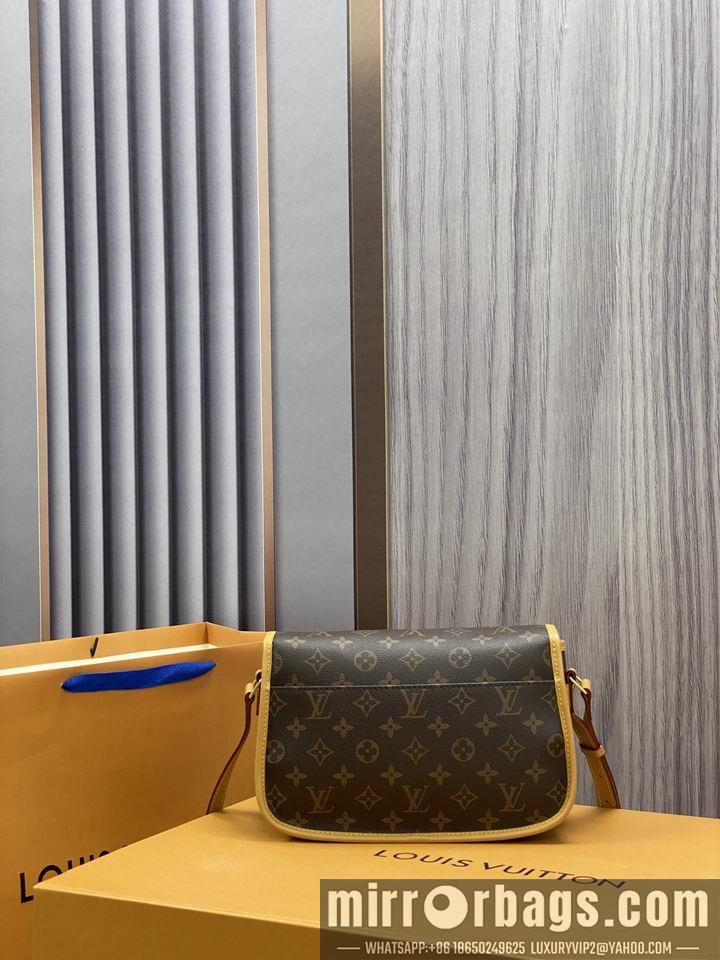 LV Replica Bags 中古包M42250 27x8.5x17cm gf