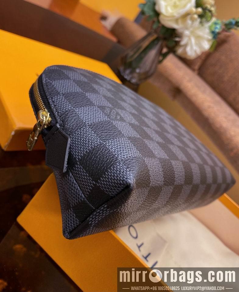 LV Replica Bags M47353 22.5x5.5x15.5cm gf