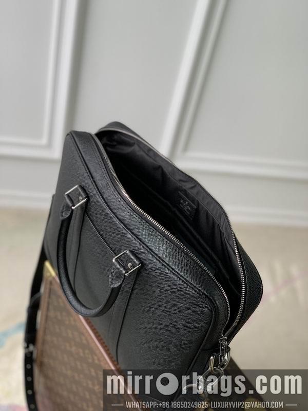 LV Replica Bags Voyage M30925 36.5x27.5x6cm gf