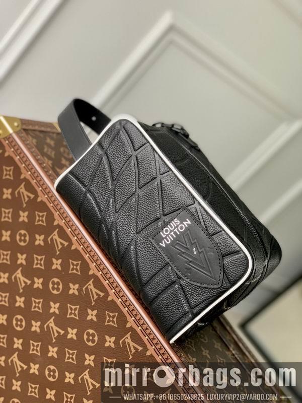 LV Replica Bags dopp kit M81849 15x24x15cm gf