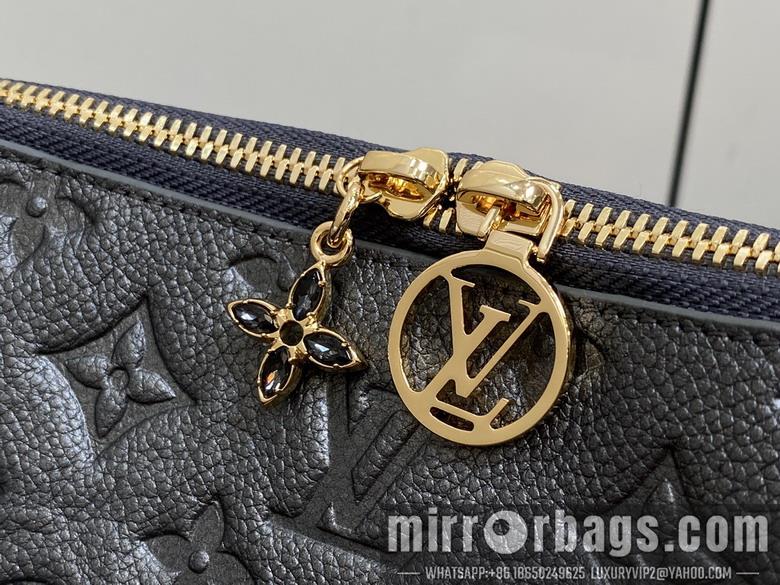 LV Replica Bags Sevres M12174 25x13x5cm gf