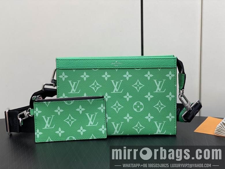 LV Replica Bags Voyage M83099 22x14.5x4.5cm gf