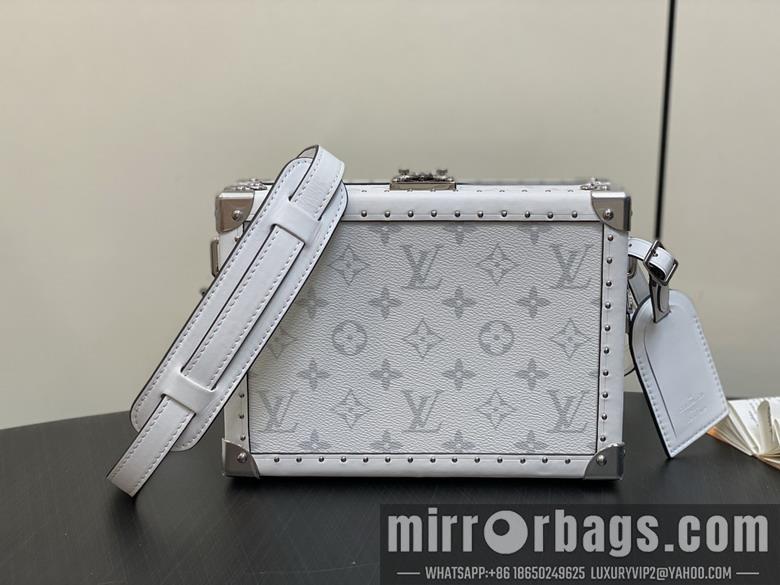 LV Replica Bags Clutch M11049 24x16.5x6cm gf2