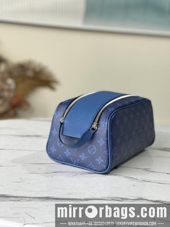 LV Replica Bags Dopp Kit M30849 28x15x16.5 cm gf