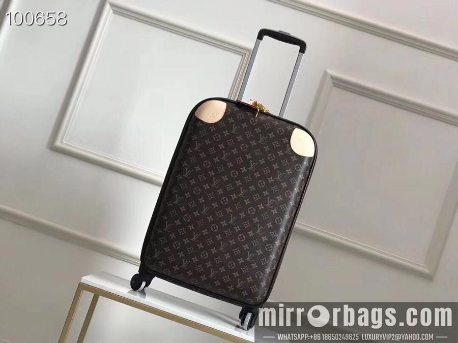 LV Replica Bags LLM23061