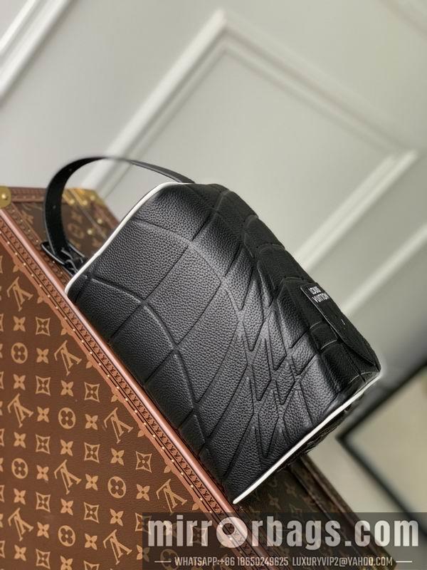 LV Replica Bags dopp kit M81849 15x24x15cm gf