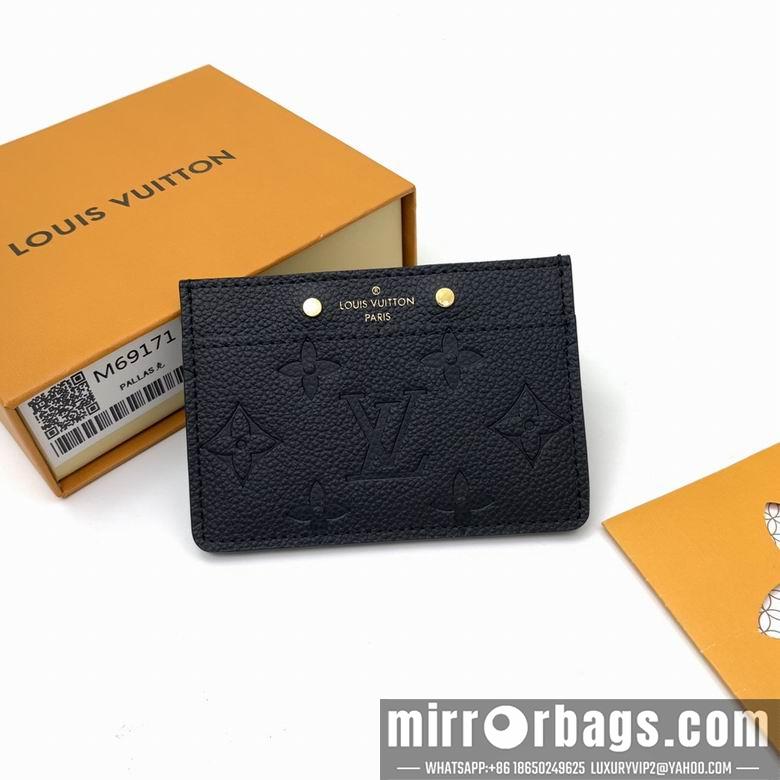 LV Replica Bags M69171 11X7.5X0.4cm