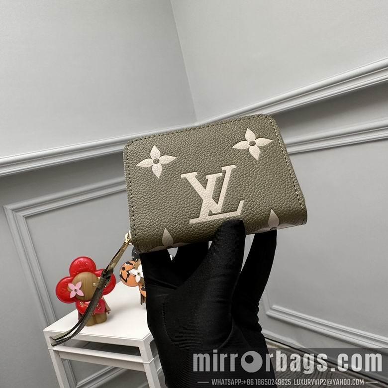 LV Replica Bags M82448 11X8.5X2cm